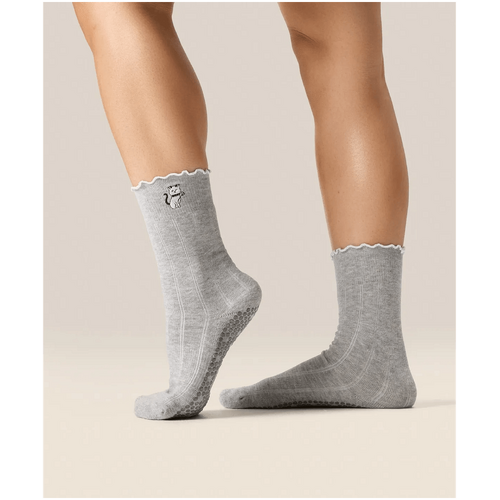 MoveActive Crew Grip Socks - Boo Kitty Frill