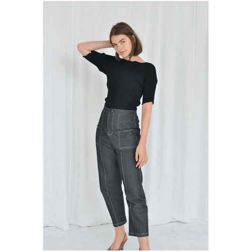Oneiric Clay Knit Top in Black