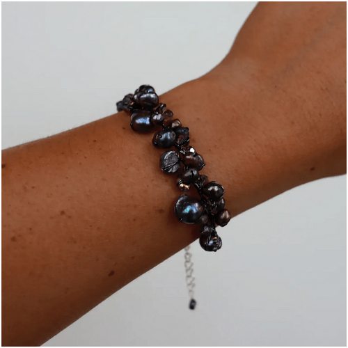 Fabuleux Vous Areeya Black Bracelet
